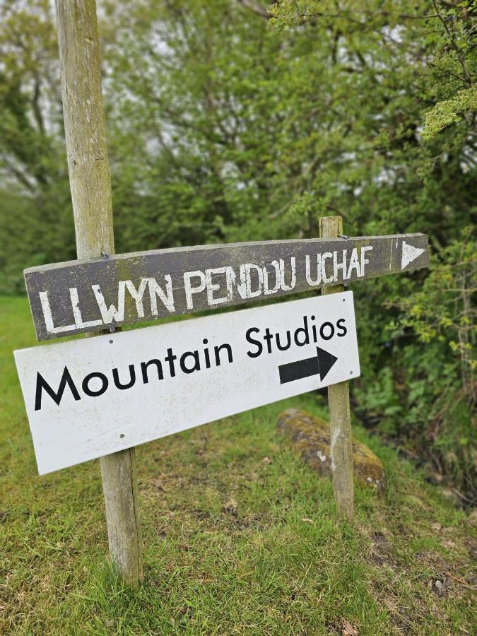 Beudy Bach And Beudy Mawr Mountainstudios バンガー エクステリア 写真